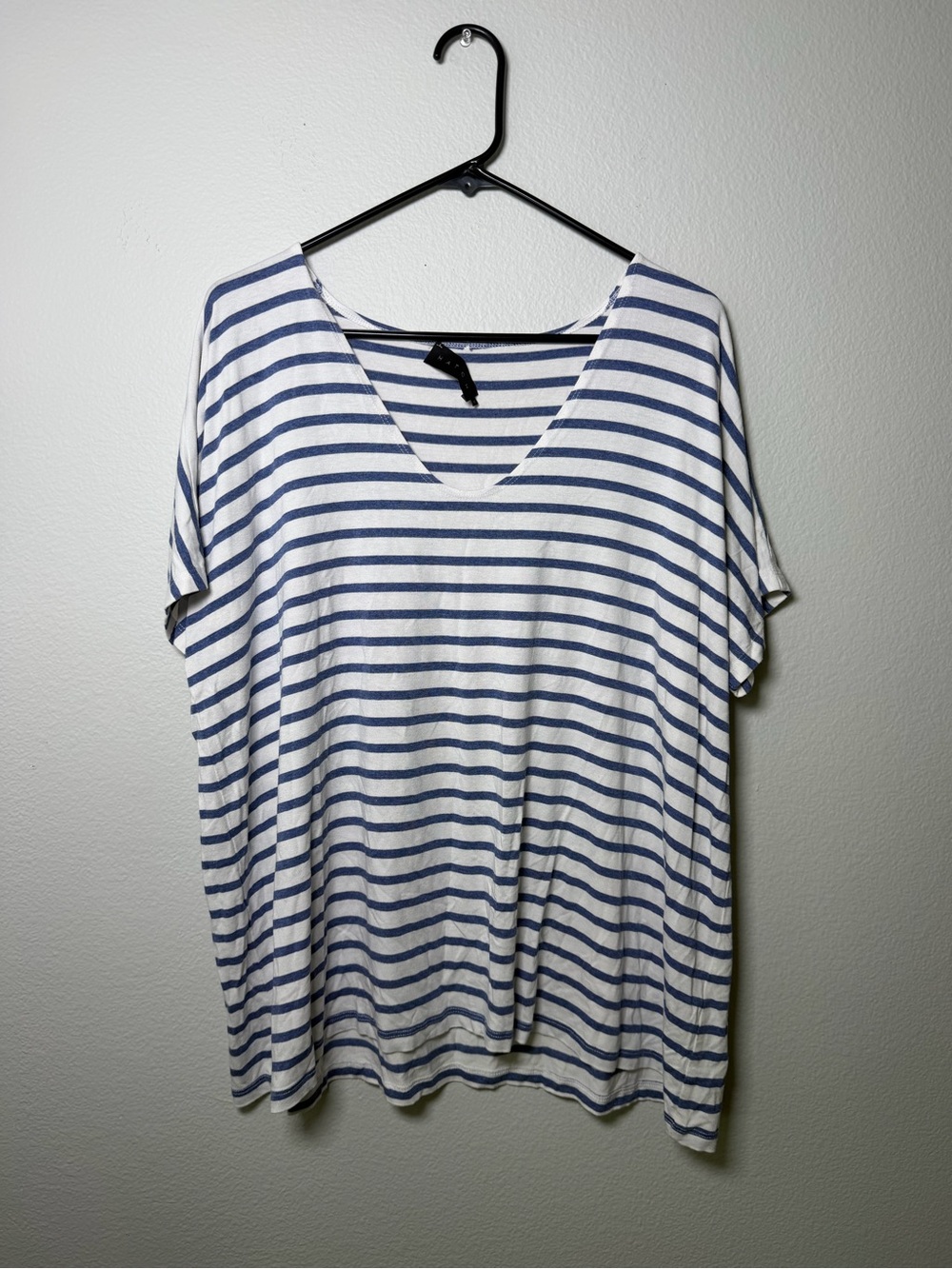 Hatch Maternity OS White and Blue Striped V-Neck Short Sleeve Top - Rayon